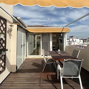 sevilla-central-suites-apartamentos-fabiola.es-andalucia.com/