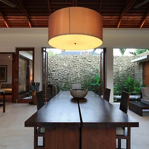 villa-suar-seminyak-bali.ubudhotelsnow.com/